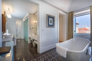 Koupelna v ubytování Santiago de Alfama - Boutique Hotel + 37 fotografií