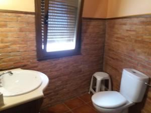Kúpeľňa v ubytovaní Casa Rural El Caño de Abajo