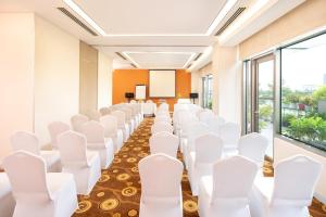 南西贡宜必思酒店商务区和/或会议室