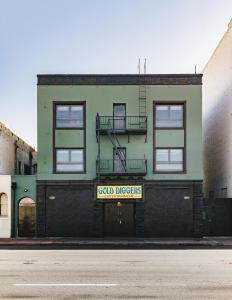 a building with a sign that reads cold diggers at Gold-Diggers in Los Angeles