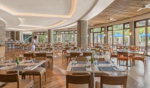Restaurace v ubytování Pico Sands Hotel
