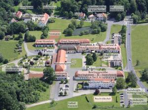 Blick auf Hotel Kloster Nimbschen aus der Vogelperspektive