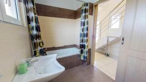 Kúpeľňa v ubytovaní Meliades Villas