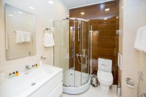 
Ванная комната в AZPETROL HOTEL MINGECHAUR
