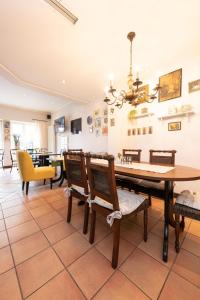 Posezení v ubytování Hotel Bitburger Hof