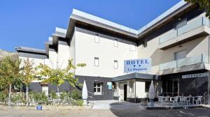 Budova, v ktorej sa hotel nachádza