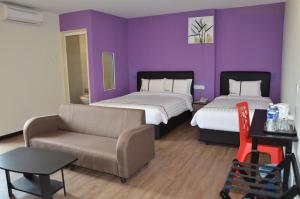 Postel nebo postele na pokoji v ubytování Riverview Hotel + 24 fotografií