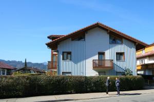 Das Gebäude in dem sich die Ferienwohnung befindet