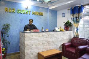 Mga guest na naka-stay sa R&R Guest House