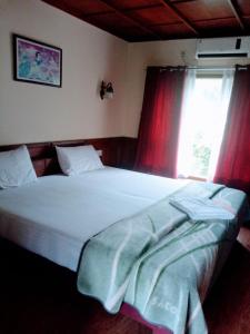 Gallery image of Johnson's Homestay - Ecohouseboat in Alleppey