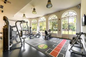 Fitness centrum a/nebo fitness zařízení v ubytování Hotel Kronacker