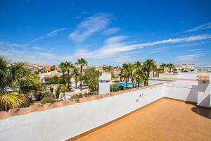 Bazén v ubytování CH Isla Menorca Ciudad Quesada nebo v jeho okolí