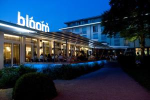 Bangunan di mana terletaknya hotel
