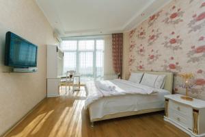 キーウにあるPanoramic luxury apartments with Jacuzzi Obolonskaya embankmentのギャラリーの写真