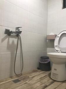 Kupatilo u objektu Donghai Cottage Backpack Inn Suite