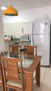 A cozinha ou kitchenette de Rio Marina Resort
