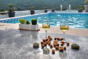 Bazén v ubytování Apartments Holidays Roko nebo v jeho okolí