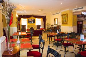 Posezení v ubytování Al Maha Regency Hotel Suites - Managed by Aoudi Consultants