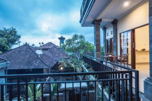 Balkón nebo terasa v ubytování Darba Guest House Ubud