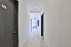 拉杰果德Nova Hotel New Crossroad的相册照片