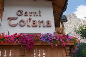 Fotografija v galeriji nastanitve Garnì Tofana v Corvari