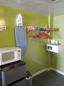 Cucina o angolo cottura di Seahawk Motel