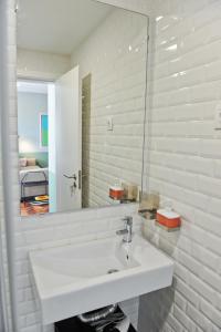 Ванная комната в Prosecco is a Lifestyle Apartment 4B