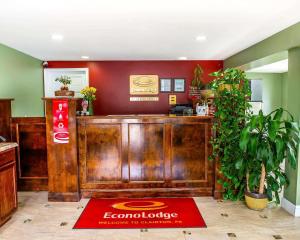 Gallery image of Econo Lodge Jefferson Hills Hwy 51 in Clairton