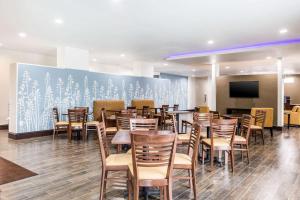 Un restaurant sau alt loc unde se poate mânca la Sleep Inn & Suites - Bryan