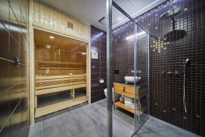 Baðherbergi á Aparthotel Svatý Vavřinec
