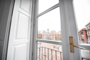 Fotografia z galérie ubytovania Espacios Blanco Plaza Mayor - Con vistas. v destinácii Valladolid