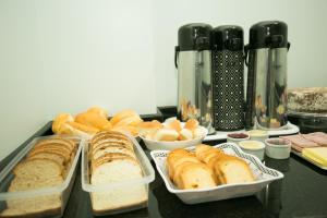 Comida no hotel ou em algum lugar perto