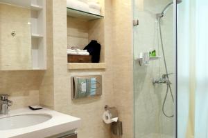 Phòng tắm tại Royal Star Apartment(Guangzhou Central City Branch)