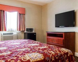 Gallery image of Rodeway Inn in Paterson