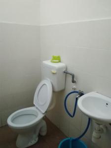 Kylpyhuone majoituspaikassa Homestay Simple