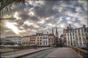 バイヨンヌにあるCosy appartement Bayonne historiqueのギャラリーの写真