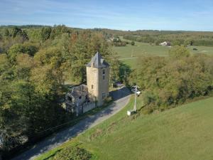 Gallery image of La Tour de Serinchamps in Serinchamps