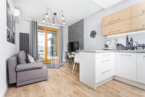 Kuchyňa alebo kuchynka v ubytovaní City of the Kings-Silver Apartment No 2- Lubelska 10