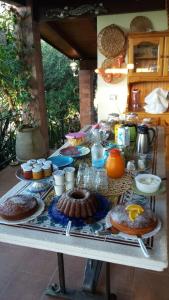 Jedlo v ubytovaní bed & breakfast alebo blízkom okolí