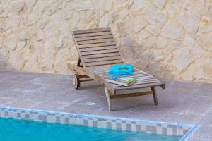 The swimming pool at or close to Villa Tipica Casa Tua