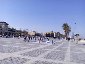 Holiday Apartments Malvarrosa Beach, Valencia – Updated 2022 ...