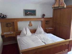 Postel nebo postele na pokoji v ubytování Haus Hauser