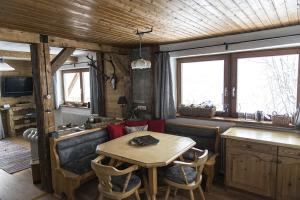 Posezení v ubytování Rauriser Bergchalet