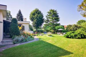 Vonkajšia záhrada v ubytovaní Al Villino del Sole