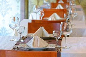 Restaurace v ubytování Monart City Hotel - All Inclusive Plus