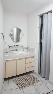 Et badeværelse på Praia do Tombo - Pé na areia + 48 billeder