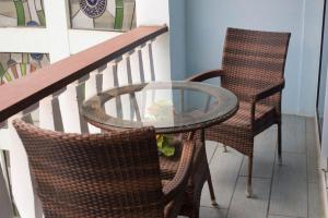 Modern Beach Front Studio Apartment - B44, Mombasa (updated prices 2025)