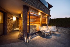 Posezení v ubytování Premium Activehotel Bergkönig + 37 fotografií