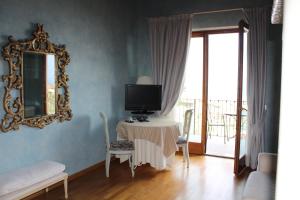 Gallery image of Villa Elite Resort in Limone sul Garda