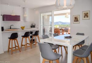 Η κουζίνα ή μικρή κουζίνα στο Apartment Leslie